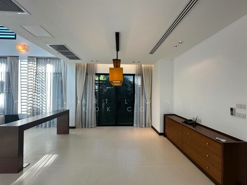 Willow 49, Bangkok, 234 Soi Sukhumvit 49/14, Khlong Tan Nua, Watthana, Bangkok, 4 Bedrooms, 400 sqm, Single Detached House For Rent, by Smart Living Bangkok Co.,Ltd., 500305596 - DDproperty.com