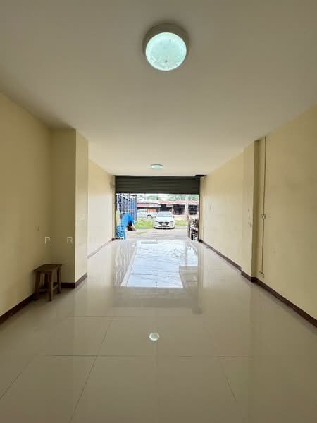 อาคารพาณิชย์นครหลวง พระนครศรีอยุธยา, Phra Nakhon Si Ayutthaya, Pak Chan, Nakhon Luang, Phra Nakhon Si Ayutthaya, , 100 sqm, Shophouse For Sale, by The Best Property น้ำผึ้ง, 500305637 - DDproperty.com