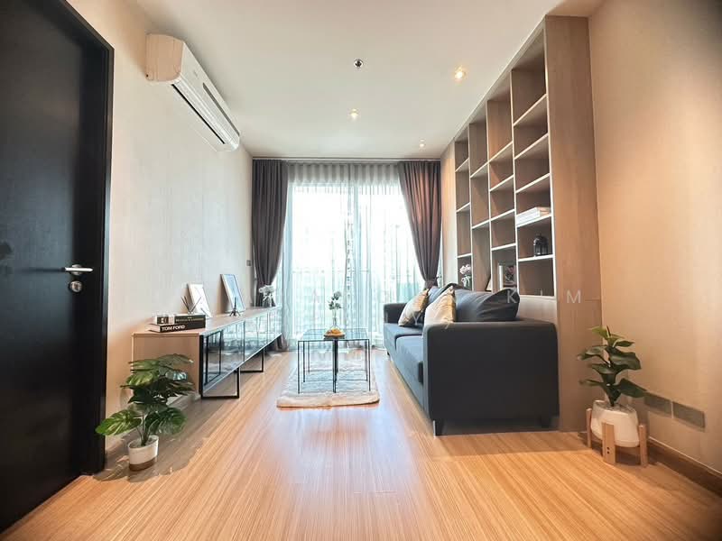 Sky Walk Residences, Bangkok, 1599 Sukhumvit Road, Phra Kanong Nua, Watthana, Bangkok, 1 Bedroom, 50 sqm, Condo For Sale, by Tittayaporn Kim (Jenny), 500305666 - DDproperty.com