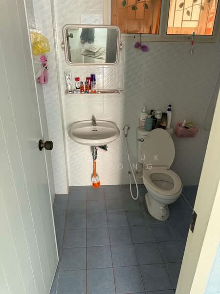 ทรัพย์สมบูรณ์ สุขเจริญ 2 พระสมุทรเจดีย์, Samut Prakan, Nai Khlong Bang Pla Kot, Phra Samut Jadee, Samut Prakan, 2 Bedrooms, 150 sqm, Single Detached House For Sale, by Saowaluk Anupong, 500305694 - DDproperty.com