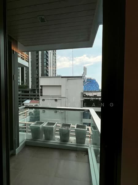 The Address Sukhumvit 61, Bangkok, 22 Soi Sukhumvit 61 Sukhumvit Road, Khlong Tan Nua, Watthana, Bangkok, 2 Bedrooms, 115 sqm, Condo For Rent, by Kritaphak Khongmueang, 500305701 - DDproperty.com