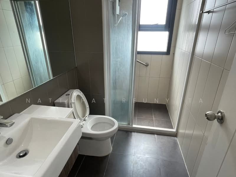 Centric Ratchada-Huai Khwang, Bangkok, Ratchadapisek Road, Huai Khwang, Huai Khwang, Bangkok, 2 Bedrooms, 59 sqm, Condo For Sale, by Nattapat Reunyota, 500305713 - DDproperty.com