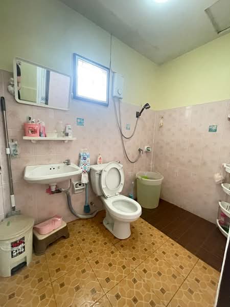 แฟมิลี่ แลนด์, Chon Buri (Pattaya), Na Pa, Muang Chon Buri, Chon Buri (Pattaya), 3 Bedrooms, 100 sqm, Townhouse For Sale, by The Best Property กิ๊ก, 500305717 - DDproperty.com