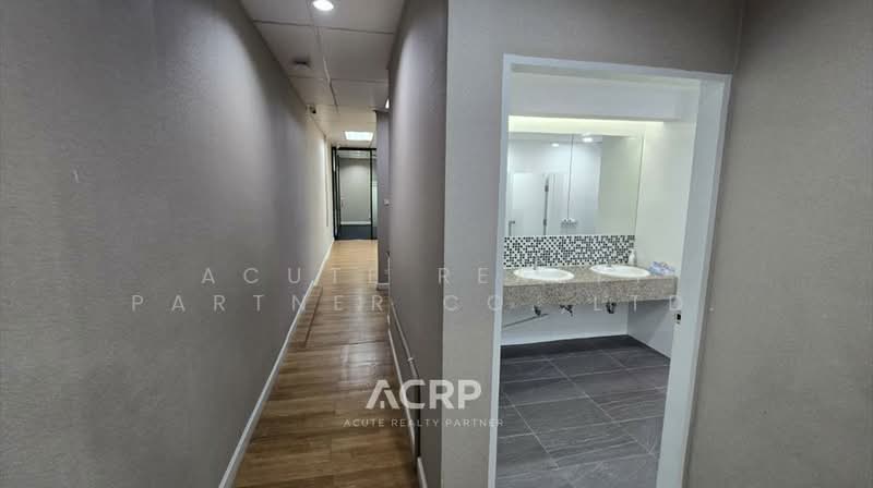 Fully-furnishe Office space for rent closed to BTS Asoke and MRT Sukhumvit Station, Bangkok, Khlong Toei, Khlong Toei, Bangkok, , 358 sqm, Office Space For Rent, by Acute Realty Partner Co.,Ltd., 500305767 - DDproperty.com