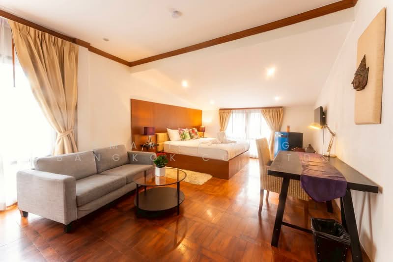 For Sale - Townhouse Sukhumvit 15, Bangkok