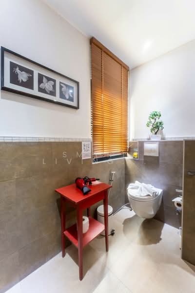 For Sale - Townhouse Sukhumvit 15, Bangkok