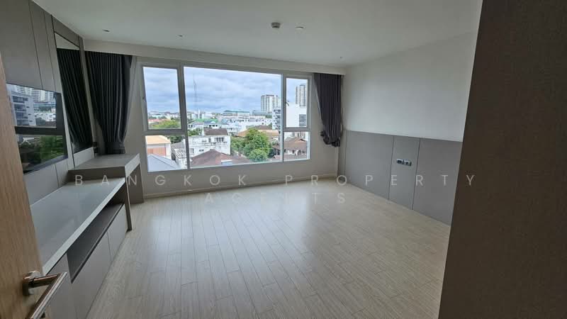 GM Residence, Bangkok, Soi Ekkamai 18, Khlong Tan Nua, Watthana, Bangkok, 3 Bedrooms, 220 sqm, Condo For Rent, by BANGKOK PROPERTY AGENTS, 500305782 - DDproperty.com