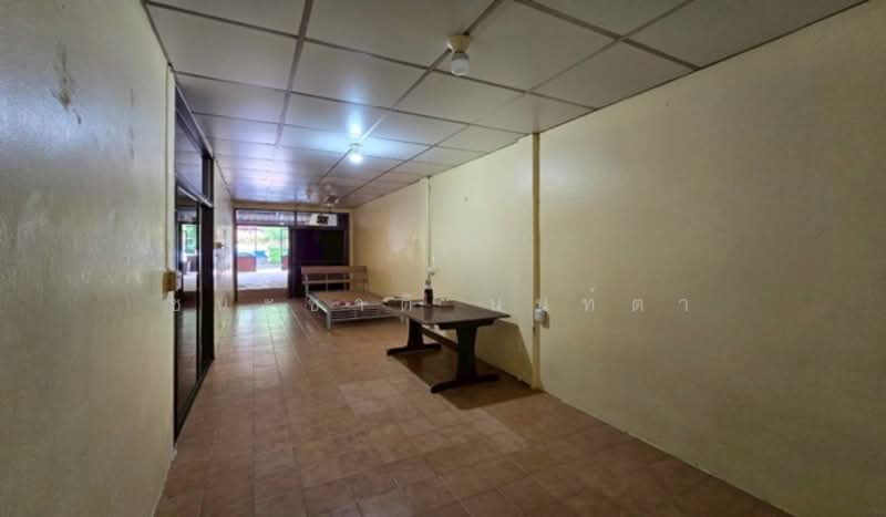 Tharakorn Ramkhamhaeng 166, Bangkok, Saen Sab, Min Buri, Bangkok, 2 Bedrooms, 100 sqm, Townhouse For Sale, by ชนะชาติ นนท์ตา, 500305788 - DDproperty.com