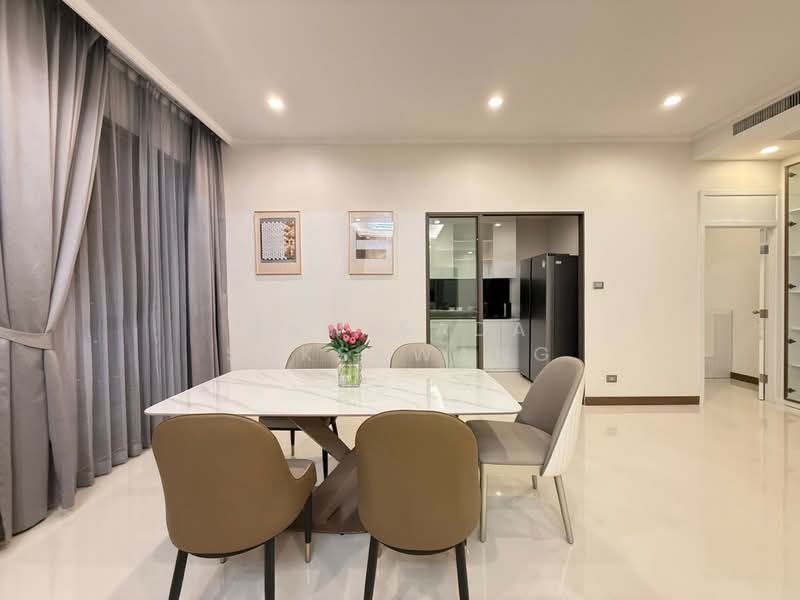 Supalai Oriental Sukhumvit 39, Bangkok, Soi Sukhumvit 39, Khlong Tan Nua, Watthana, Bangkok, 3 Bedrooms, 180 sqm, Condo For Rent, by RAWISADA SUKSAWANG, 500305811 - DDproperty.com