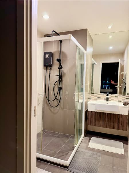 CENTRIC Ari Station, Bangkok, 27 Phahonyothin Road, Samsen Nai, Phaya Thai, Bangkok, 1 Bedroom, 33 sqm, Condo For Sale, by Nattapat Reunyota, 500305814 - DDproperty.com