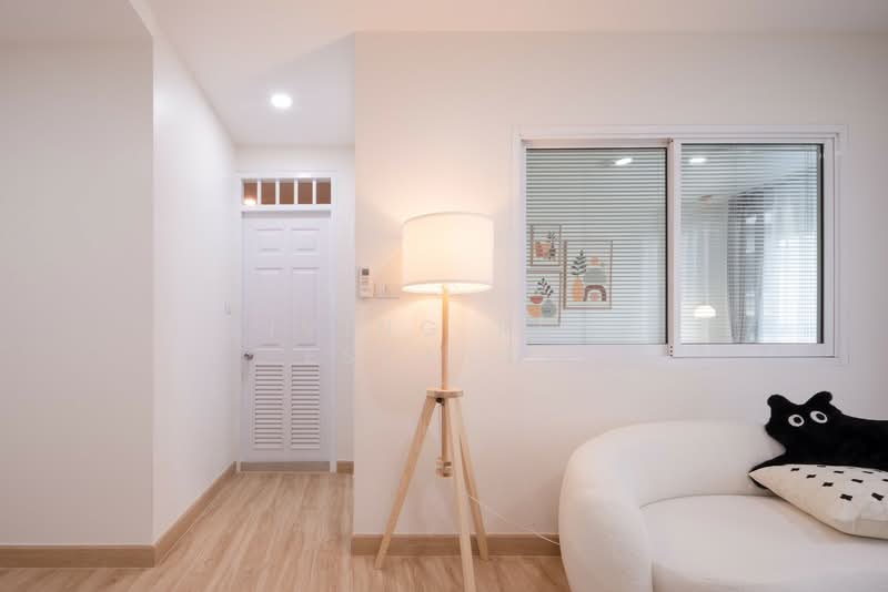 Anna Condominium Ladprao 130, Bangkok, Soi Lat Phrao 130, Khlong Chan, Bang Kapi, Bangkok, 1 Bedroom, 32 sqm, Condo For Sale, by Living Real Estates, 500305839 - DDproperty.com
