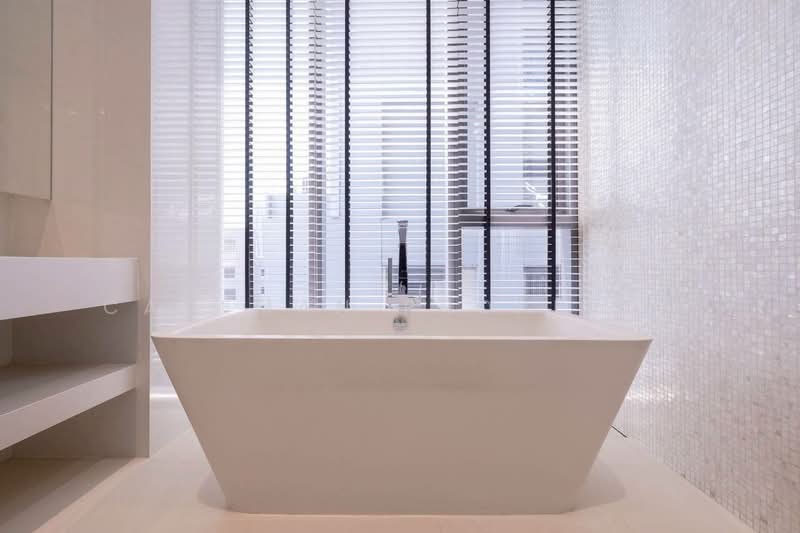 Vittorio 39, Bangkok, 8 Sukhumvit, Khlong Tan Nua, Watthana, Bangkok, 2 Bedrooms, 138 sqm, Condo For Rent, by Caveman Property, 500305853 - DDproperty.com