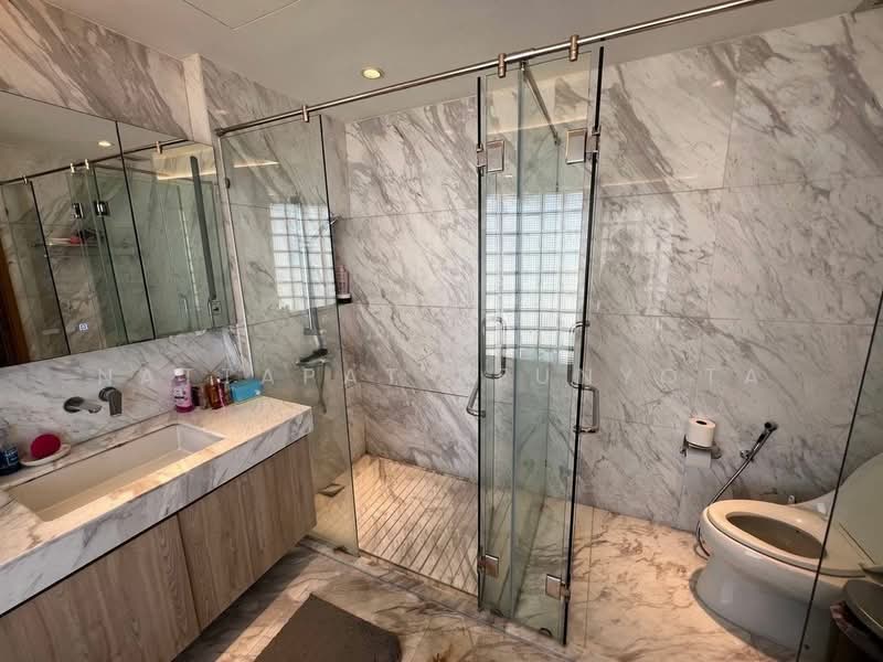 Le Raffine Sukhumvit 24, Bangkok, Soi Sukhumvit 24, Khong Tan, Khlong Toei, Bangkok, 3 Bedrooms, 371 sqm, Condo For Sale, by Nattapat Reunyota, 500305893 - DDproperty.com
