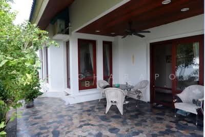 ขาย - บ้าน 4-ห้องนอน, ชลบุรี