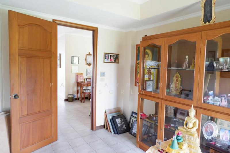 4-BR House, Chon Buri (Pattaya), Huai Yai, Bang Lamung (Pattaya), Chon Buri (Pattaya), 4 Bedrooms, 800 sqm, Single Detached House For Sale, by Patcharaporn Binsorlae, 500305903 - DDproperty.com