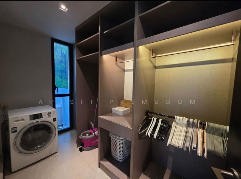 The Reserve 61 Hideaway, Bangkok, 92 Sukhumvit 61, Khlong Tan Nua, Watthana, Bangkok, 3 Bedrooms, 228 sqm, Condo For Rent, by Apisit Premudom, 500305913 - DDproperty.com