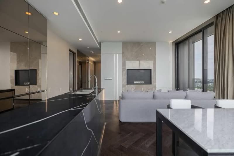 The Esse Sukhumvit 36, Bangkok, Soi Sukhumvit 36, Sukhumvit Road, Phra Kanong, Khlong Toei, Bangkok, 3 Bedrooms, 126 sqm, Condo For Sale, by Nattapat Reunyota, 500305971 - DDproperty.com