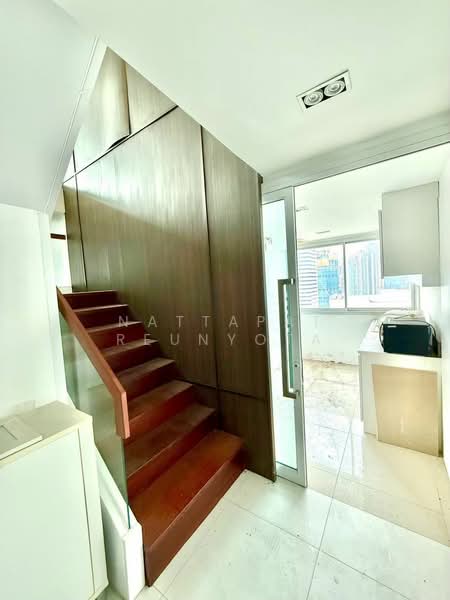 Srivara Mansion, Bangkok, Chan Muang, Din Daeng, Bangkok, 4 Bedrooms, 300 sqm, Condo For Sale, by Nattapat Reunyota, 500306004 - DDproperty.com