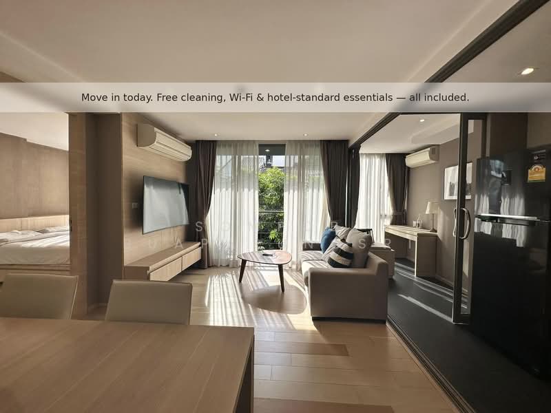 Klass Silom, Bangkok, 52 Silom Road, Silom, Bang Rak, Bangkok, 1 Bedroom, 45 sqm, Condo For Rent, by Sompob Buaparungsri, 500306060 - DDproperty.com