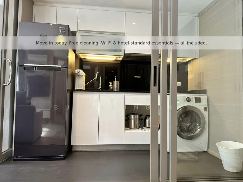Klass Silom, Bangkok, 52 Silom Road, Silom, Bang Rak, Bangkok, 1 Bedroom, 45 sqm, Condo For Rent, by Sompob Buaparungsri, 500306060 - DDproperty.com