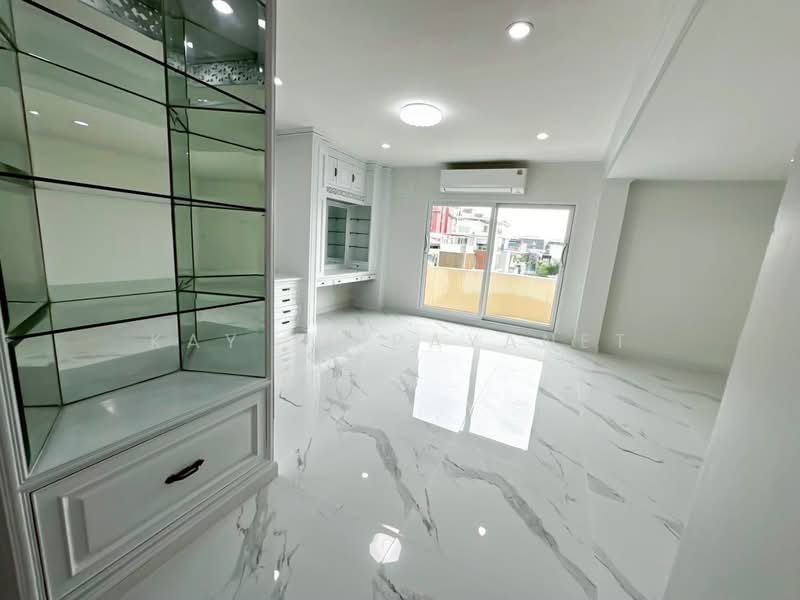 Yenakart Residence : เย็นอากาศ เรสซิเดนซ์, กรุงเทพ, 3 ซอย ประสาทสุข, ช่องนนทรี, ยานนาวา, กรุงเทพ, 450 ตร.ม., ทาวน์เฮ้าส์ ให้เช่า, โดย Kay Tippayanet, 500306068 - DDproperty.com