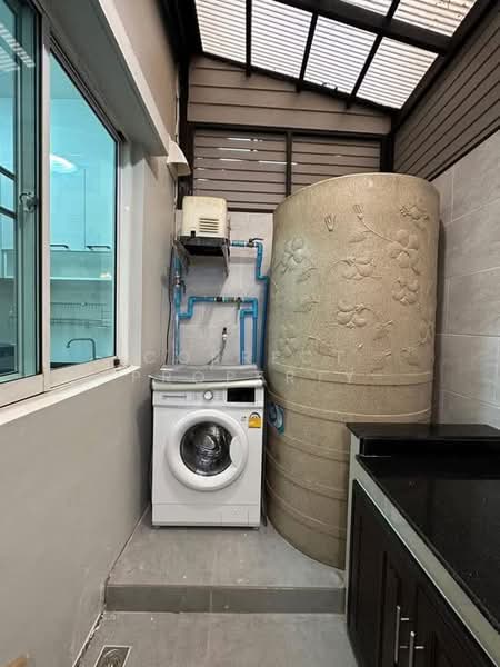 Baan Klang Muang Sathorn-Taksin 2, Bangkok, Kanlapaphruek Road, Bangko, Chom Thong, Bangkok, 3 Bedrooms, 160 sqm, Townhouse For Rent, by Correct Property, 500306084 - DDproperty.com