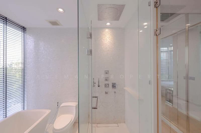Vittorio 39, Bangkok, 8 Sukhumvit, Khlong Tan Nua, Watthana, Bangkok, 2 Bedrooms, 127 sqm, Condo For Sale, by Caveman Property, 500306108 - DDproperty.com