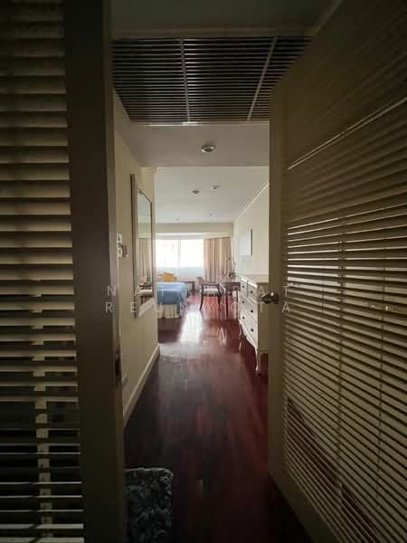 Baan Suanpetch, Bangkok, 18 Soi Sukhumvit 39, Khlong Tan Nua, Watthana, Bangkok, 2 Bedrooms, 132 sqm, Condo For Sale, by Nattapat Reunyota, 500306114 - DDproperty.com