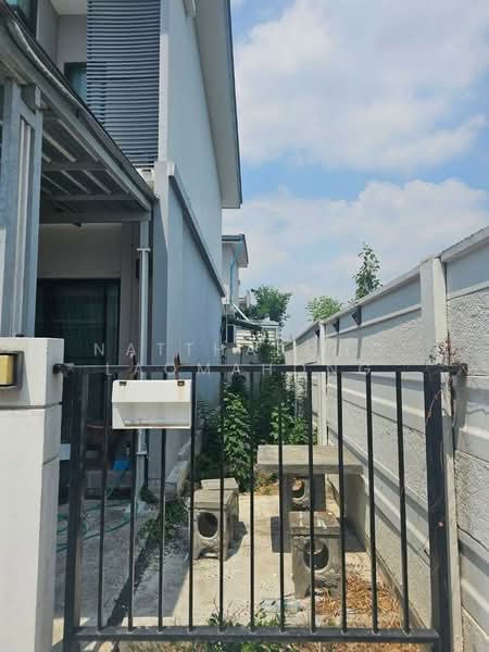 undefined, Samut Prakan, Rachathewa, Bang Plee, Samut Prakan, 4 Bedrooms, 120 sqm, Townhouse For Sale, by Natthapong Laomahong, 500306117 - DDproperty.com