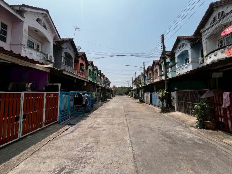 หมู่บ้านเบญจศิริ เพชรเกษม 91, Samut Sakhon, Suan Luang, Krathum Baen, Samut Sakhon, 3 Bedrooms, 64 sqm, Townhouse For Sale, by สรภพ ยอดไชย (สีฝุ่น), 500306146 - DDproperty.com