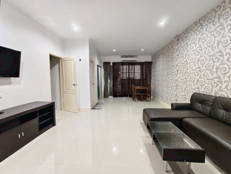 ให้เช่าทาวน์โฮม ม.ซีซั่นวัลเล่ย์ สวนเสือ ศรีราขา, Chon Buri (Pattaya), Surasak, Si Racha, Chon Buri (Pattaya), 2 Bedrooms, 70 sqm, Townhouse For Rent, by Dusit Saengfa, 500306221 - DDproperty.com