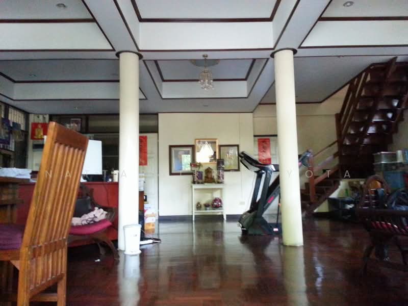 4-BR House, Bangkok, Khlong Tan Nua, Watthana, Bangkok, 4 Bedrooms, 388 sqm, Single Detached House For Sale, by Nattapat Reunyota, 500306232 - DDproperty.com