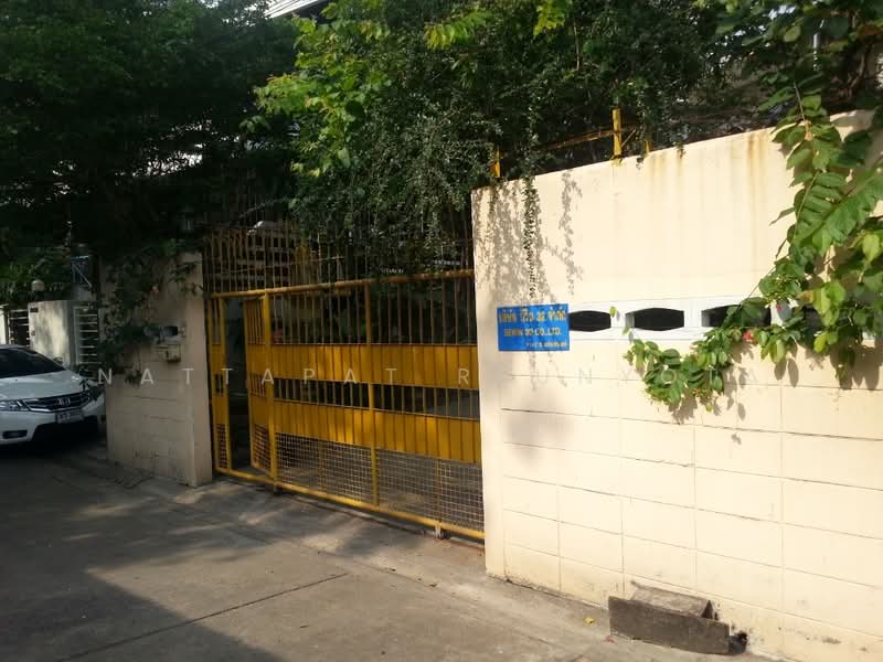 4-BR House, Bangkok, Khlong Tan Nua, Watthana, Bangkok, 4 Bedrooms, 388 sqm, Single Detached House For Sale, by Nattapat Reunyota, 500306232 - DDproperty.com