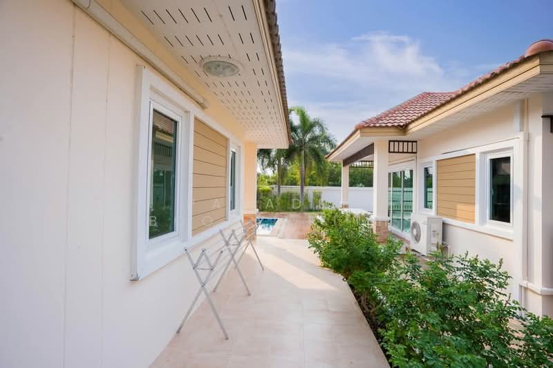 4-BR House, Prachuap Khiri Khan, Hin Lek Fai, Hua Hin, Prachuap Khiri Khan, 4 Bedrooms, 382 sqm, Single Detached House For Sale, by Pavadee Boonyarith, 500306251 - DDproperty.com
