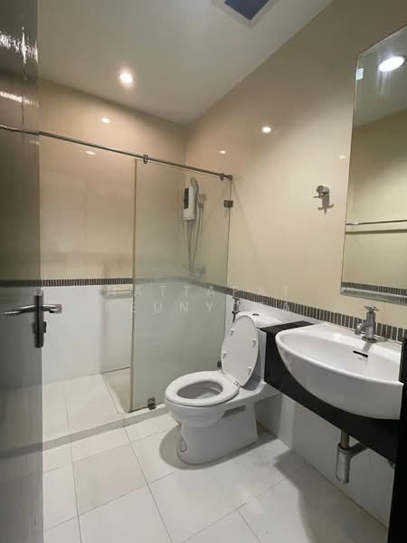 Baan Klang Krung Siam-Pathumwan : บ้านกลางกรุง สยาม-ปทุมวัน คอนโดมิเนียม, กรุงเทพ, ถนนเพชรบุรี แขวงถนนเพชรบุรี เขตราชเทวี กรุงเทพมหานคร, ถนนเพชรบุรี, ราชเทวี, กรุงเทพ, 115 ตร.ม., คอนโด ขาย, โดย Nattapat Reunyota, 500306296 - DDproperty.com