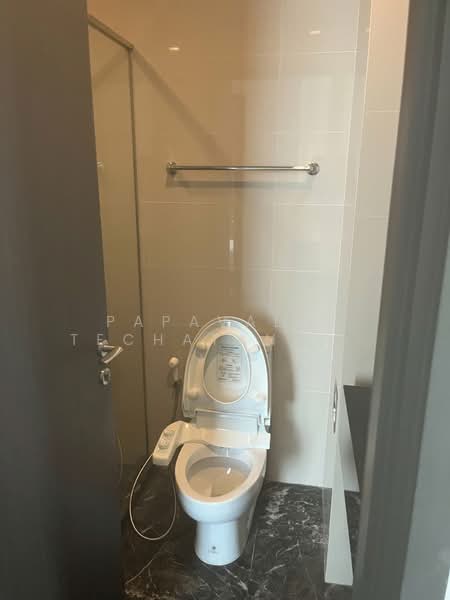 The Edge Sukhumvit 23, Bangkok, 6 Soi Sukhumvit 23, Khlongtoei Nua, Watthana, Bangkok, 2 Bedrooms, 62 sqm, Condo For Rent, by Pitchocha Kiatsinpon, 500306313 - DDproperty.com