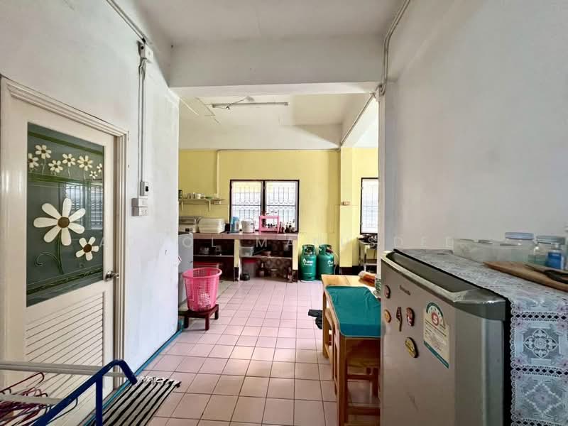 Baan Buathong Land, Nonthaburi, บางกรวย-ไทรน้อย, Bang Bua Thong, Nonthaburi, 2 Bedrooms, 100 sqm, Townhouse For Sale, by Adool Manusdee, 500306363 - DDproperty.com