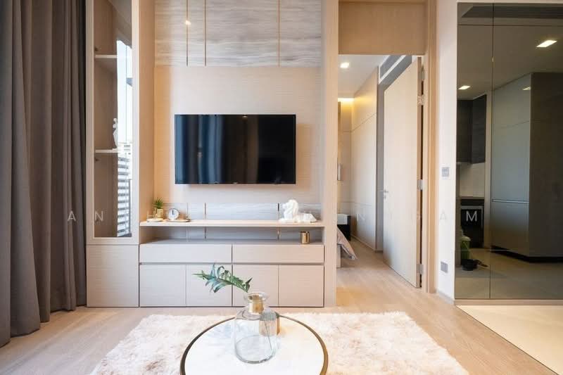 The Esse Asoke, Bangkok, 333 Soi Sukhumvit 21, Sukhumvit Road, Khlongtoei Nua, Watthana, Bangkok, 1 Bedroom, 37 sqm, Condo For Sale, by Anthea Khwanngam, 500306366 - DDproperty.com