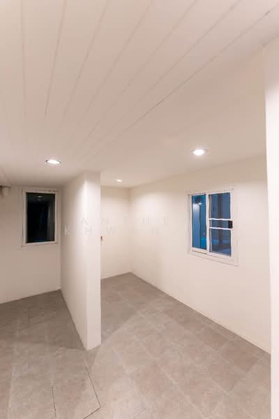 Noble Cube Pattanakarn, Bangkok, Phatthanakan Road, Suan Luang, Suan Luang, Bangkok, 3 Bedrooms, 680 sqm, Townhouse For Sale, by Anthea Khwanngam, 500306377 - DDproperty.com