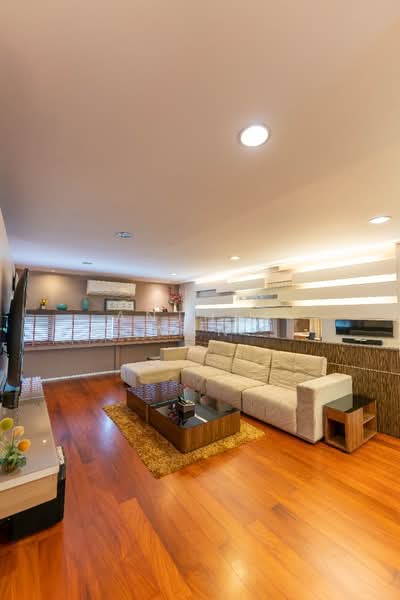 Noble Cube Pattanakarn, Bangkok, Phatthanakan Road, Suan Luang, Suan Luang, Bangkok, 3 Bedrooms, 680 sqm, Townhouse For Sale, by Anthea Khwanngam, 500306377 - DDproperty.com