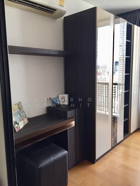 Noble Revo Silom, Bangkok, 88 Soi Surasak Surasak Road, Silom, Bang Rak, Bangkok, 1 Bedroom, 37 sqm, Condo For Rent, by Juthabhorn Uppachit (Amy), 500306378 - DDproperty.com