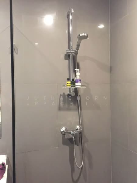 Noble Revo Silom, Bangkok, 88 Soi Surasak Surasak Road, Silom, Bang Rak, Bangkok, 1 Bedroom, 37 sqm, Condo For Rent, by Juthabhorn Uppachit (Amy), 500306378 - DDproperty.com