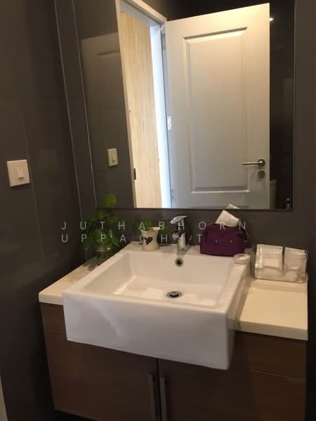Noble Revo Silom, Bangkok, 88 Soi Surasak Surasak Road, Silom, Bang Rak, Bangkok, 1 Bedroom, 37 sqm, Condo For Rent, by Juthabhorn Uppachit (Amy), 500306378 - DDproperty.com