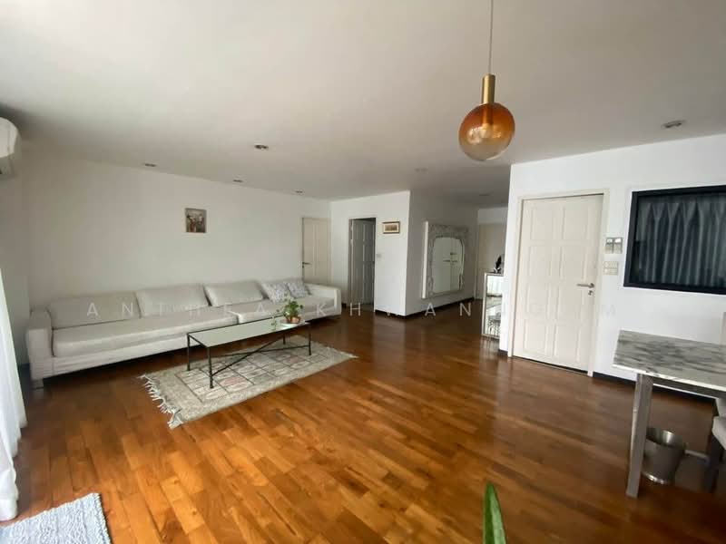 The Peak Sukhumvit 15, Bangkok, Soi Sukhumvit 15, Khlongtoei Nua, Watthana, Bangkok, 3 Bedrooms, 225 sqm, Condo For Sale, by Anthea Khwanngam, 500306381 - DDproperty.com