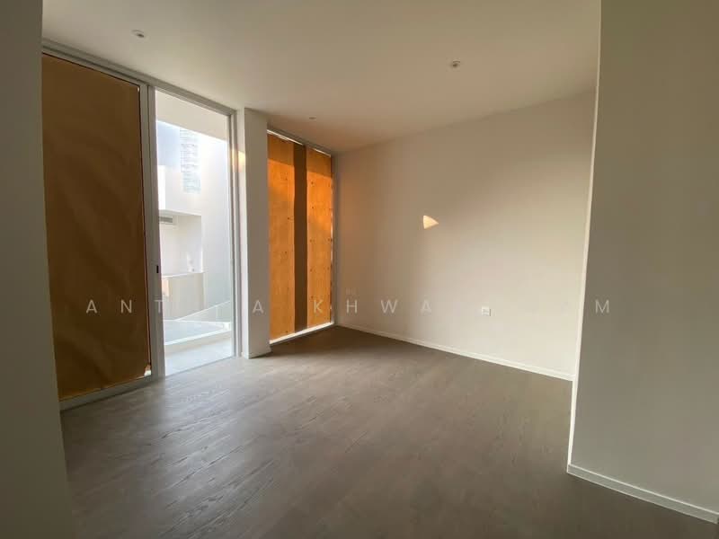Noble Terra Rama 9-Ekamai, Bangkok, 299 Chamnian Soem Alley, Wang Thonglang, Bangkok, 4 Bedrooms, 382 sqm, Single Detached House For Sale, by Anthea Khwanngam, 500306408 - DDproperty.com