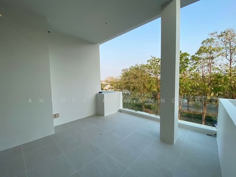 Noble Terra Rama 9-Ekamai, Bangkok, 299 Chamnian Soem Alley, Wang Thonglang, Bangkok, 4 Bedrooms, 382 sqm, Single Detached House For Sale, by Anthea Khwanngam, 500306408 - DDproperty.com