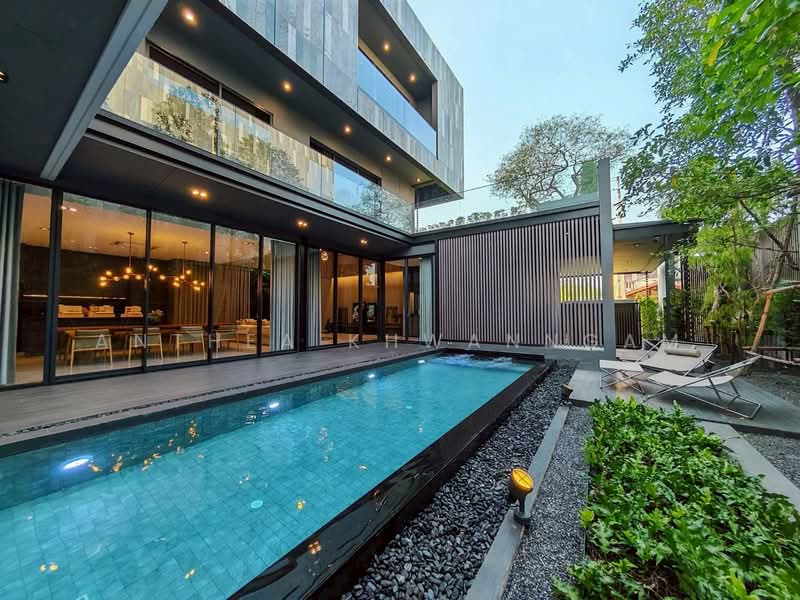 4-BR Villa, Bangkok, Lat Phrao, Bangkok, 4 Bedrooms, 799 sqm, Villa For Sale, by Anthea Khwanngam, 500306422 - DDproperty.com