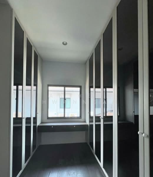 Setthasiri Thawiwatthana, Bangkok, Sala Thammasop Road, Sala Thammasop, Thawi Watthana, Bangkok, 4 Bedrooms, 300 sqm, Single Detached House For Sale, by Anthea Khwanngam, 500306432 - DDproperty.com