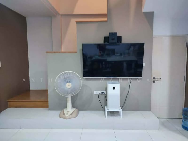 ลุมพินี ทาวน์ เรสซิเดนซ์ ลาดพร้าว สเตชั่น : Lumpini Town Residence Ladprao Station, กรุงเทพ, จอมพล, จตุจักร, กรุงเทพ, 200 ตร.ม., ทาวน์เฮ้าส์ ขาย, โดย Anthea Khwanngam, 500306472 - DDproperty.com