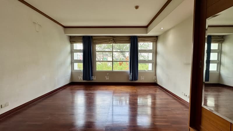 Supreme Elegance, Bangkok, Chan, Thung Maha Mek, Sathon, Bangkok, 2 Bedrooms, 196 sqm, Condo For Sale, by Thanapatana Limsouklam, 500306590 - DDproperty.com